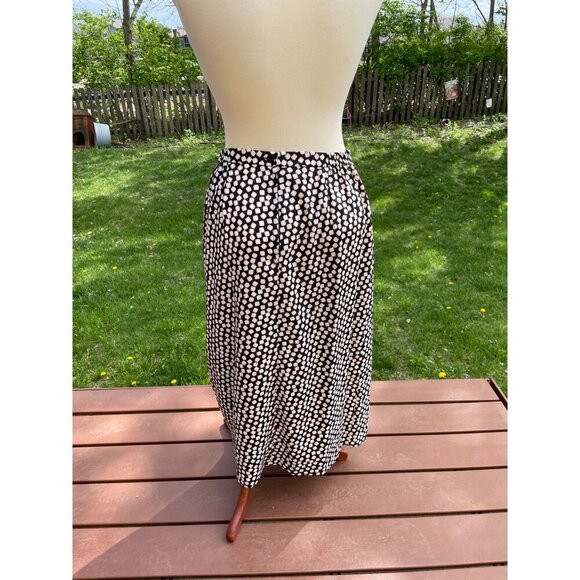 Leslie Fay Black & White Printed Midi Skirt With Elastic Waistband & Back Button - Picture 3 of 6